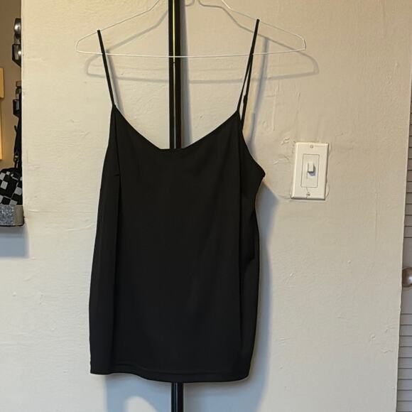 Elegant Black Spaghetti Strap Top - Picture 1 of 1